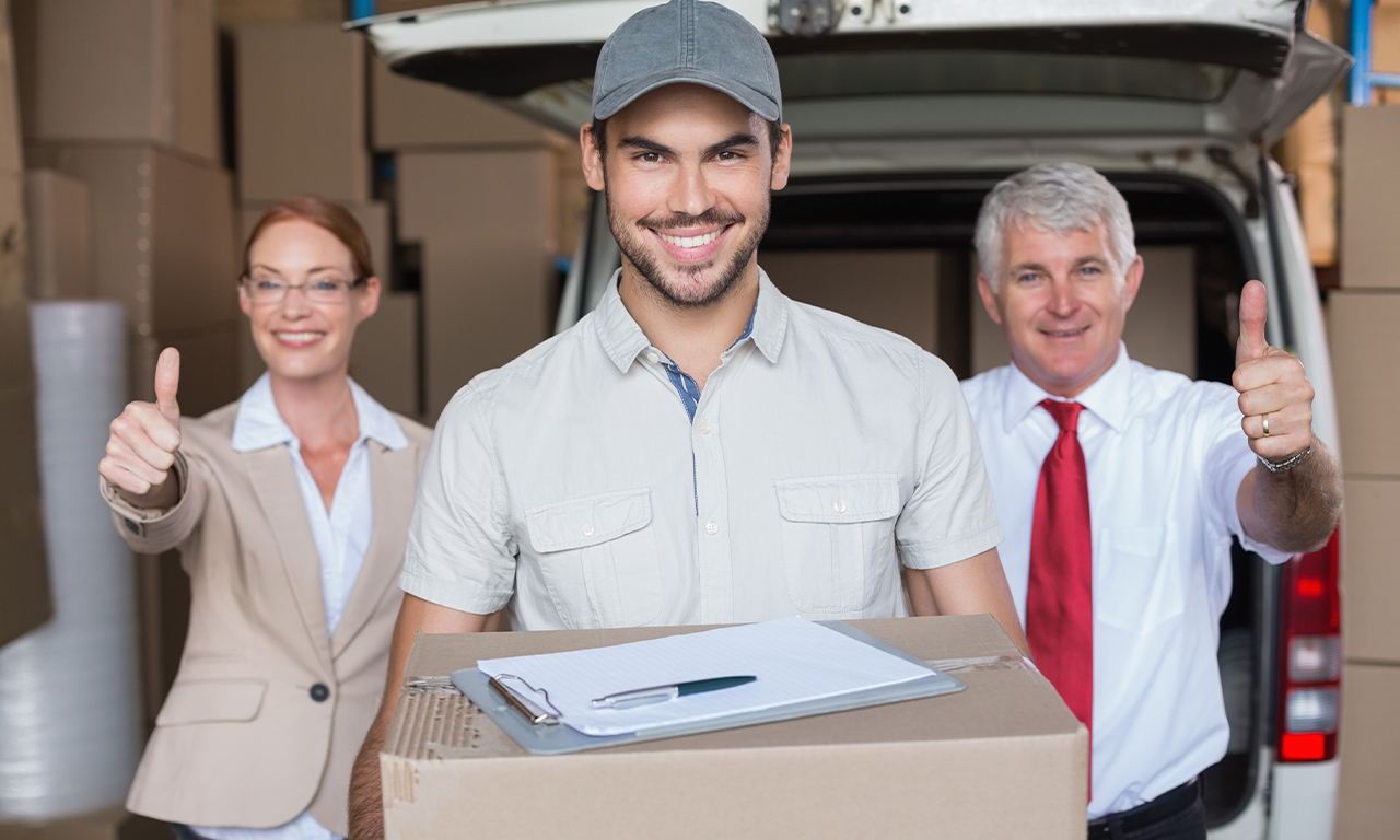 Courier vs. Mail. Which Delivery System is better?